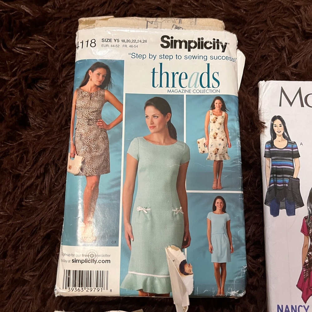 Simplicity Threads Magazine Collection Sewing Pattern♥️ - Picture 2 of 14